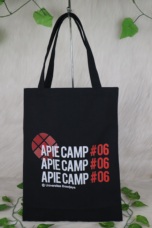 Totebag Kanvas Apie Camp